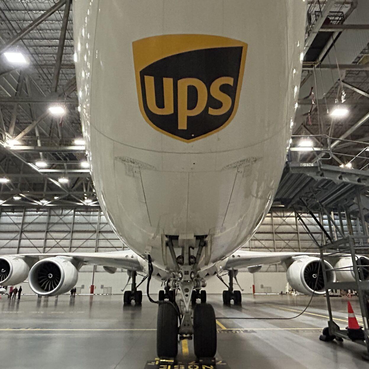 UPS 747-8 with logo from bottom